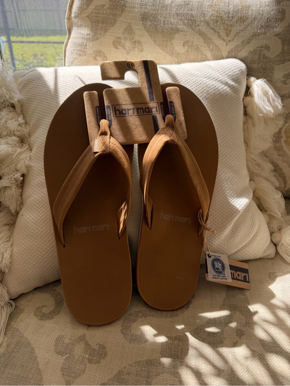 Hari Mari fields flip flops